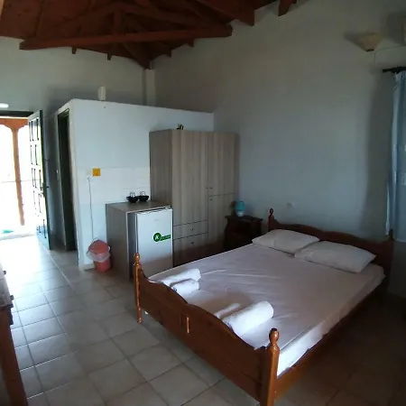 Holiday home Stoupa Properties Rooms