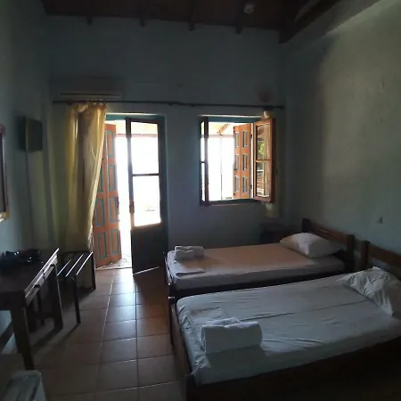 Stoupa Properties Rooms *