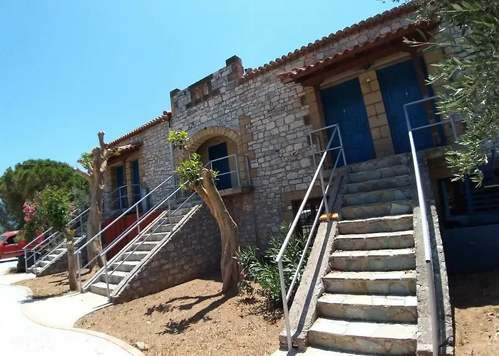 Maniatiko Ступа